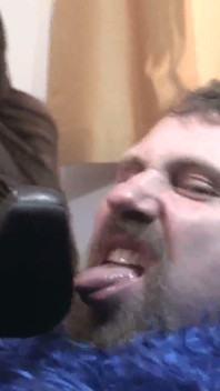 Obličej je vymrdaná k zemi Část 2