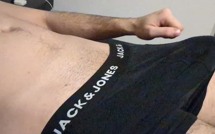 Creativezs: Masturbating My 19cm - 7.5 Uncut Cock