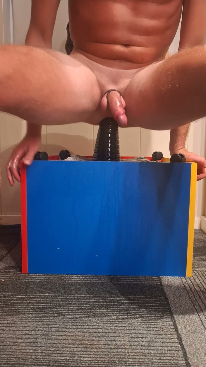 NoFace Twink X: Hot Twink Anal Stretching with Huge Dildo