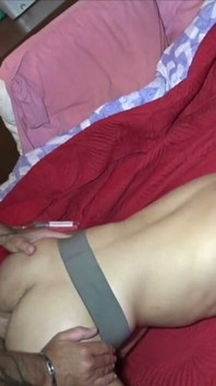 Ciesz się tym niesamowitym francuskim amatorem porno bez siodła z kolesiami tak seksownymi