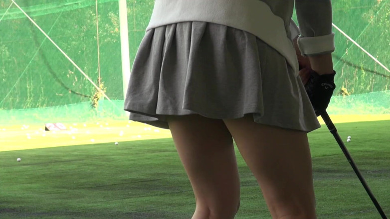 Asian Slit Sluts: Doce puta japonesa recebe uma carga cremosa de seu instrutor...