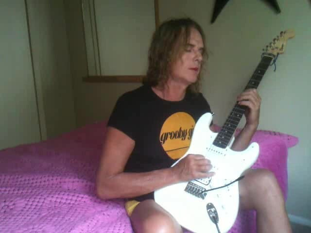 Lizzy Yum vintage and behind the scenes interviews: Lizzy yum vintage dan di balik layar 15