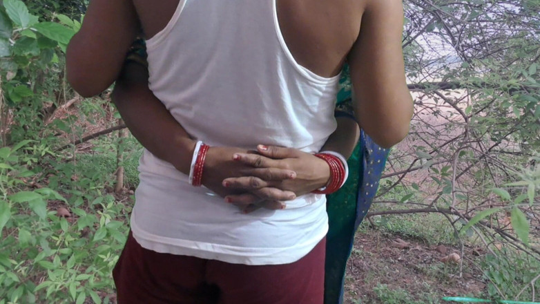 Trilokinath: India del pueblo en el bosque