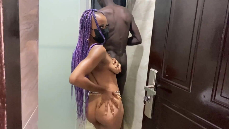 Funfor10k straight videos only: Sexy servizio in camera scopata duramente