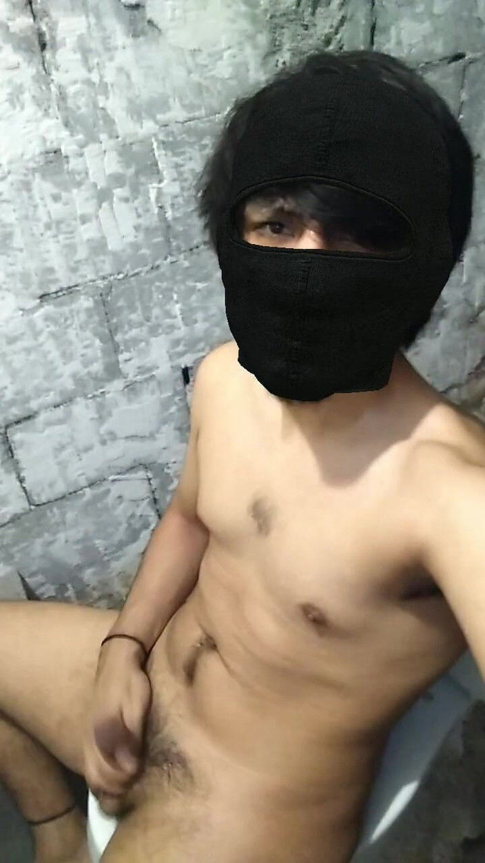 AlexAlejandro13: Đội mũ trùm đầu