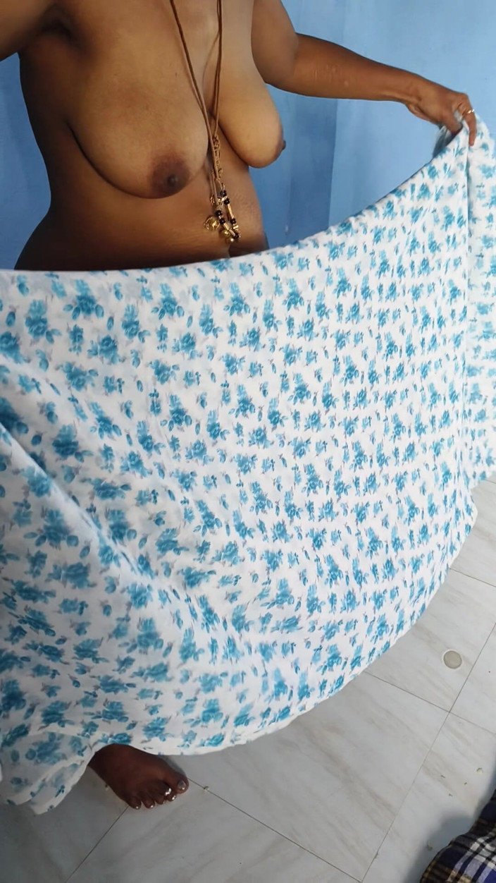 Tamil lesbian: Spettacolo di tette calde