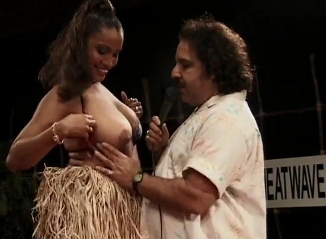 MILF my Cock: Peituda negra milf é fodida e gozada