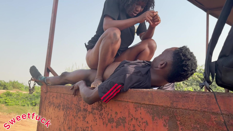 Sweetfuc: Fóllame, soy tu puta leal