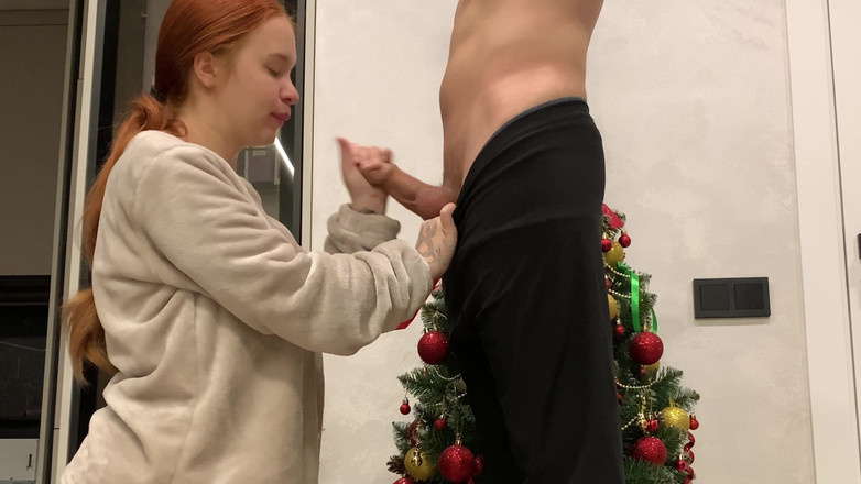 xKeryB: 18 Year Old College Girl Makes Her Step Bro Cum...