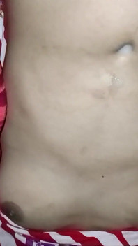Leccare la mia figa e le mie grandi tette