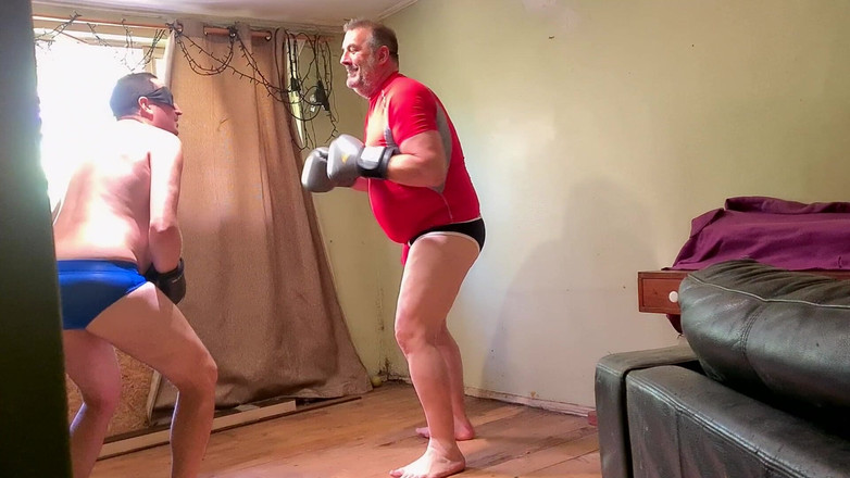 Combat and fetish: Silver Daddy Boxer VS Jobber