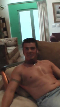 Sexy asijská kočka v síťované síti je vyprstěná a ošukaná ve trojce