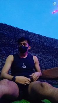 Asian Twink Outdoor Session with Cumshot