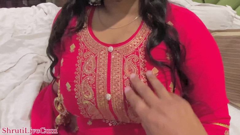 ShrutiLiveCum: Desi Village Bhabhi Fucked Punjabi Boy Hardcore XXX Video
