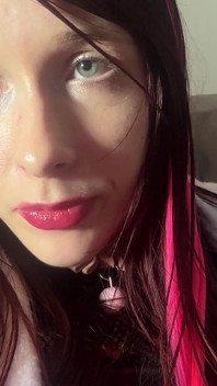 Dương vật nhỏ làm nhục Sph Cuckold tuổi teen nói chuyện tục tĩu