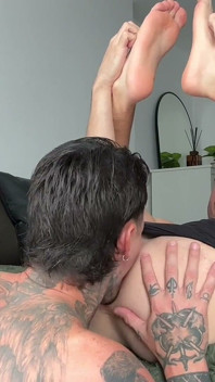 Gladde bubbelkont creampie neuken