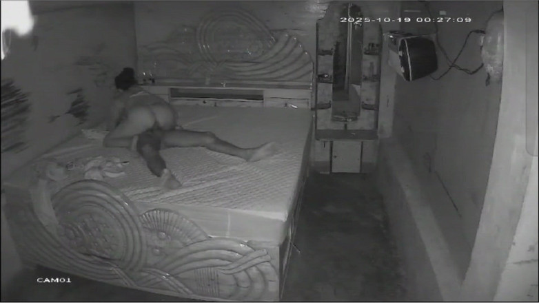 Hot Nisha bhabhi: Cazzo con il vicino fidanzato e marito catturati sulla telecamera