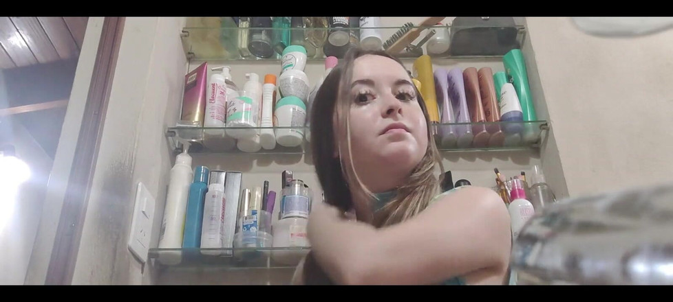 RavenHearth666VIP: Menyikat rambut