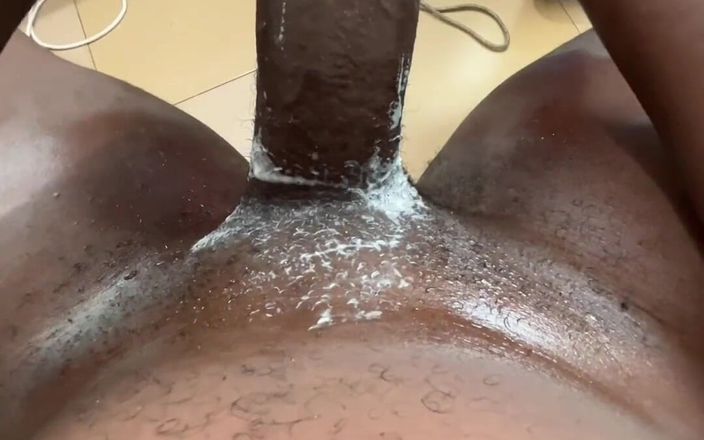 Bbc-godaddy: Geile afrikanische dicke schwanzzucht und creampie sextoy teil 2
