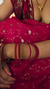 Hintli Bhabhi İlk Raat Seks Hintçe Siya Bhabhi