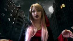 Goddess Misha Goldy: La vampire géante veut jouer pour vous... mais pas pour...