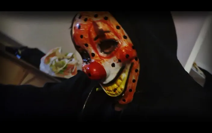 jayden snake: A Clown Scare Me and Make Me Squirt so Hard
