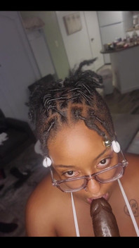 J’adore me sucer le visage