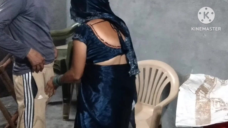 Saxesageth: Una ragazza calda e Desi Chudai bella casalinga