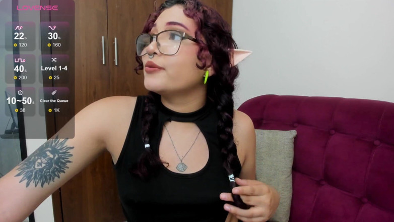 Deifilia Breener: Geniet van mijn lichaam en neuk me non-stop latina elf