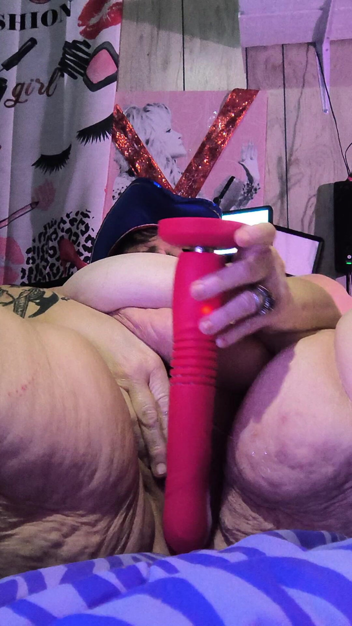 HerculesnVENUS: Wide Spread Cunt Fucked Rough N Dumped Lazy Fat Slut