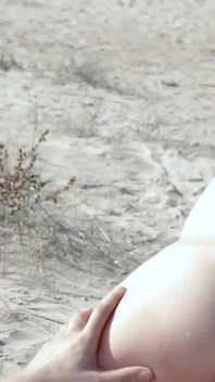 Natty Mellow: Shooting at the Beach, Problem with a Wasp