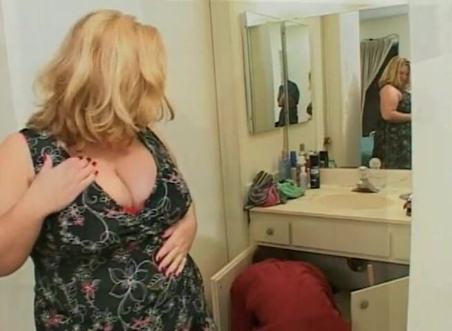 Big Beautiful Babes: Con cu yêu bbw được nhổ nước bọt trong một cuộc...