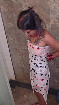 Desi Hot Indian Bhabhi Ko Devarji Ne Bhabhi Ko Chod Dala
