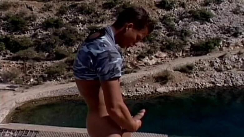 Diamond Pictures (Official): Un jeune soldat musclé caresse sa bite monstrueuse en solo...