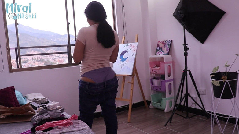 Mirai: Aku lagi bersih-bersih sambil ngintip celana dalamku