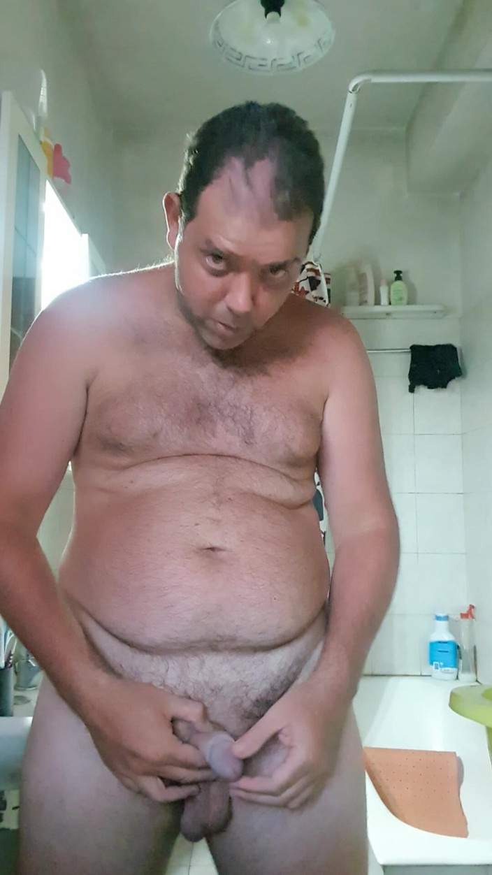 Mirko2589: แก้ผ้าทั้งหมดในห้องน้ํา