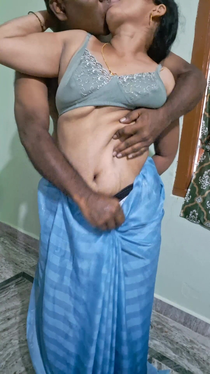 Sexy sindu: Sexy líbání páru