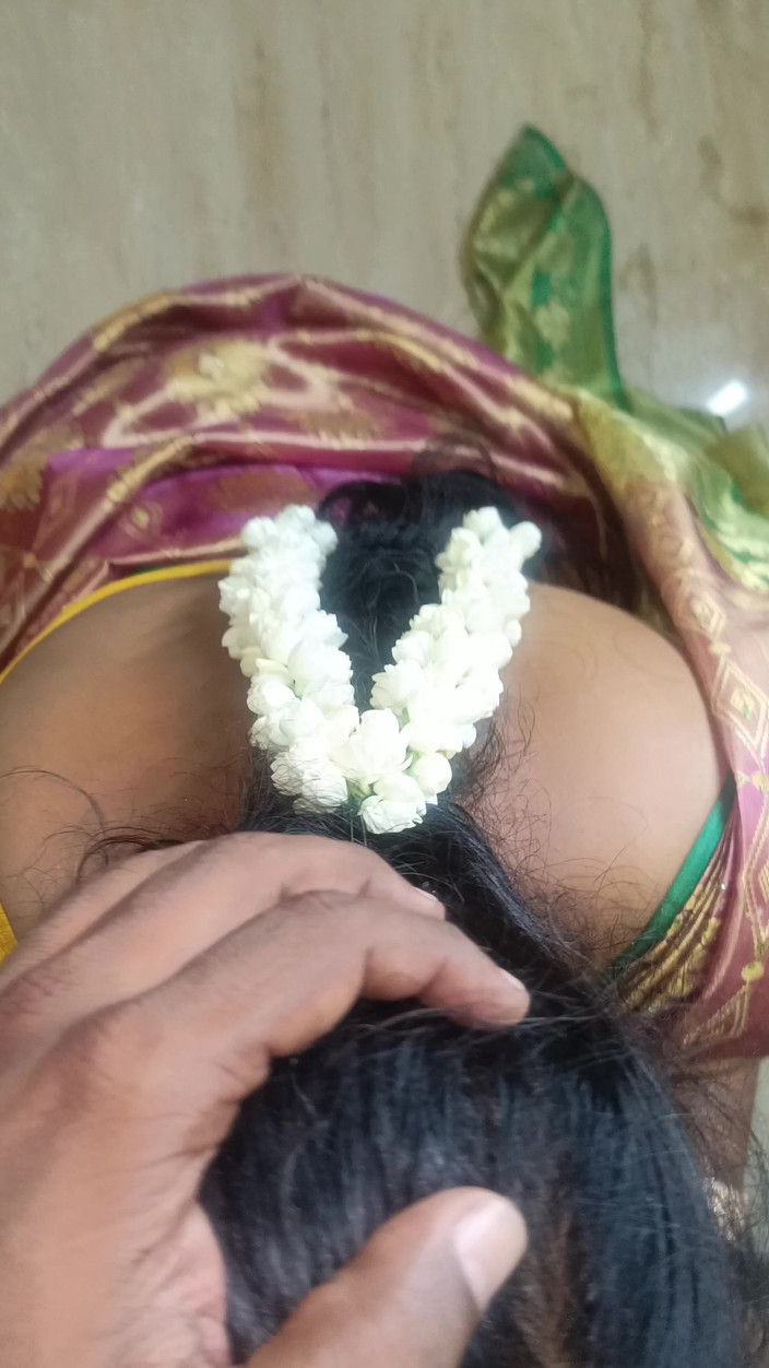 Inba: New Married Women Showing Her Cute Structure 2