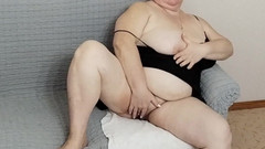 Zona901: Mama vitregă care se masturbează a primit o pulă pe...