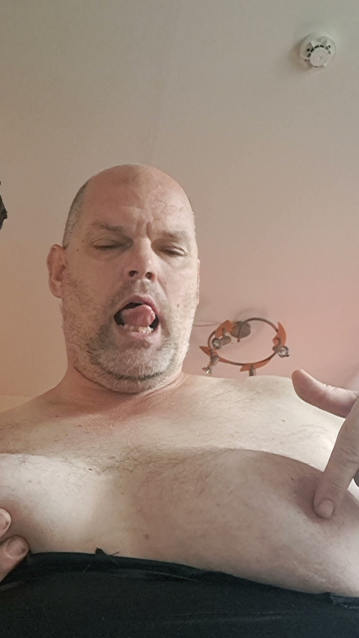 Fickspecht: The Slut and Her Tits