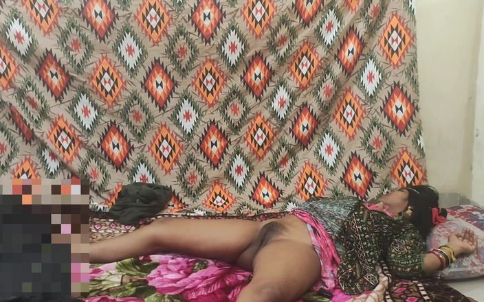 Vija: Fată de 18 ani video HD super videoclip cu sex