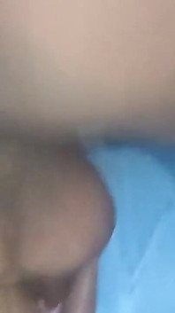 Mój rogacz mężulek filmuje, jak mój czarny kochanek czyni mnie ogromnym creampie