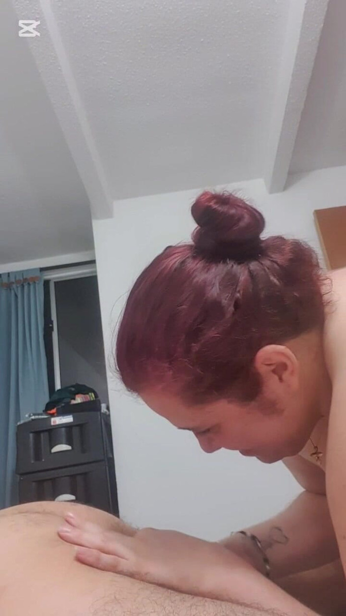 karlythoth: चुंबन गांड चूसना और उसकी गांड पर डिल्डो