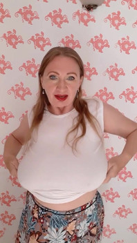 Bộ ngực khổng lồ nóng bỏng nhất nảy của maria old milf