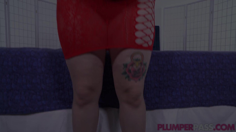 Plumper pass: Enorme tieten mollige babe neukt pov