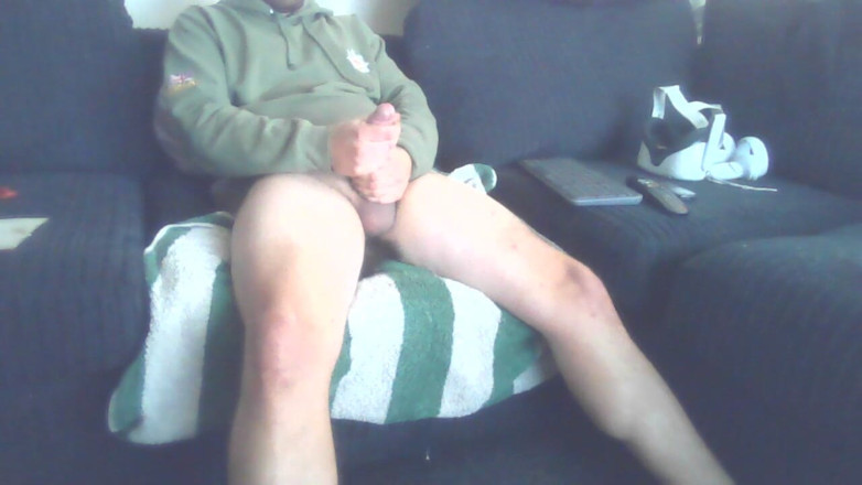 Straight man doing gay porn: Help Get My Dick Hard, I Masturbate Alone to Much...