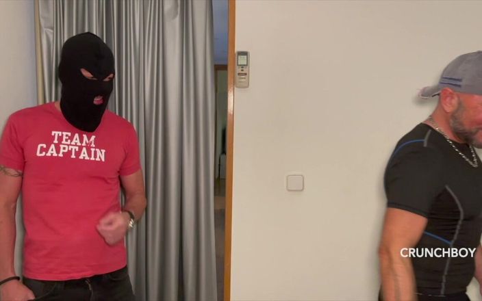 NEW BAREBACK PORN FROM SPAIN: Dnagel neukte rauwe B Alton Red en Sqtraight Anonymous