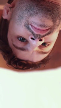 Angelo sólo masturbace