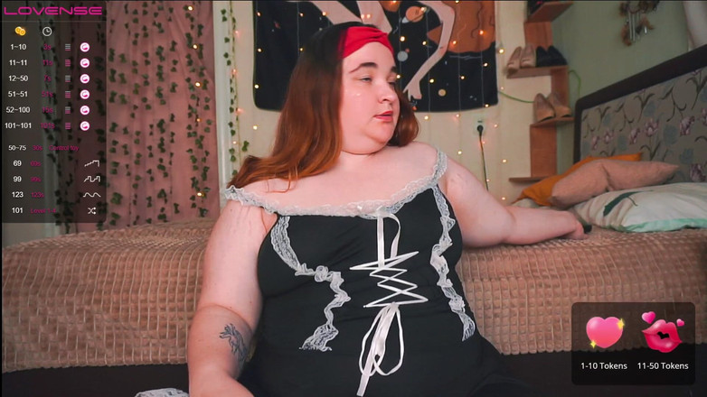 AssGives: Kouření od bbw s talk