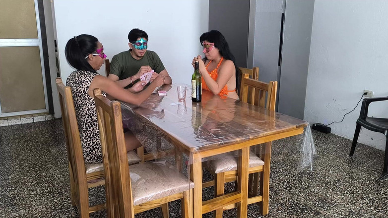 NEGRITA SEXY: 朋友之间的会面意外结束